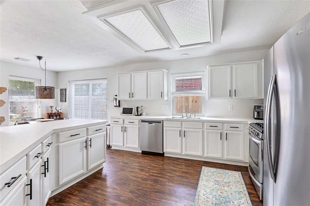 18050 Landing Brook Drive, Humble, Texas image 3