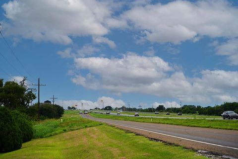 Photo of 35 Hwy 6 Loop S, Navasota, TX 77868 (MLS # 79271706)