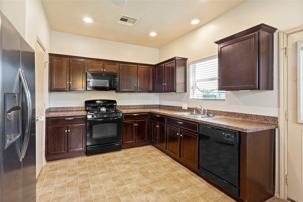 3101 Braepark Court, Dickinson, Texas image 10