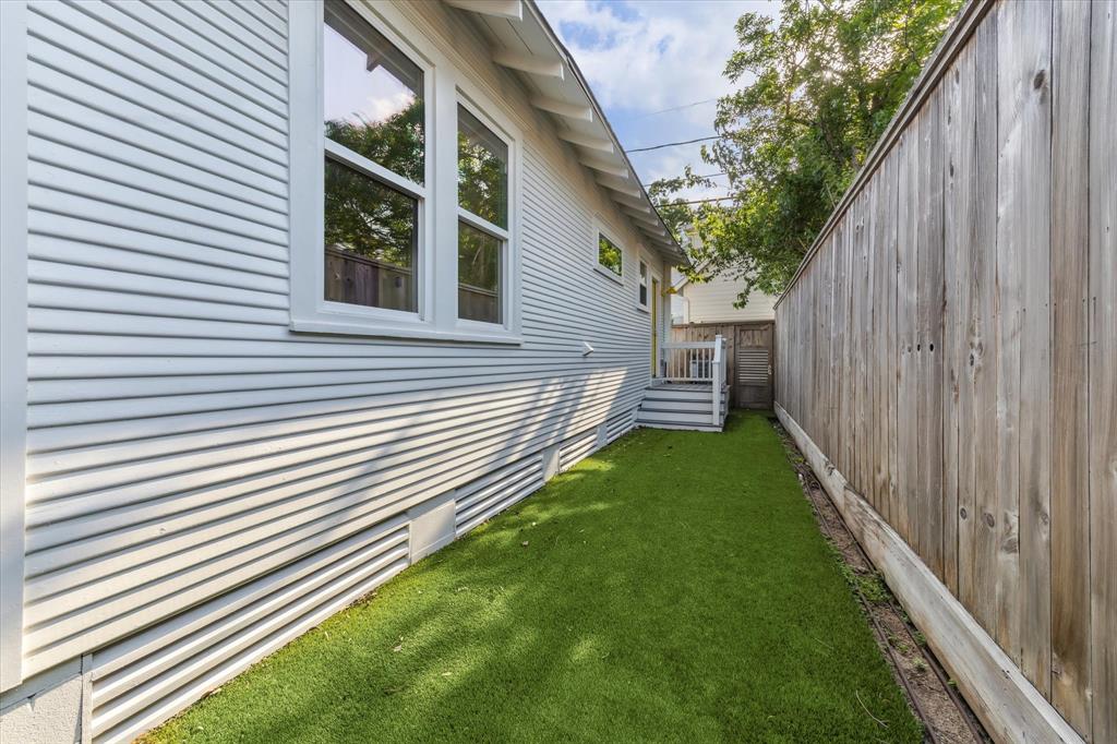 507 W 12th Street, Houston, Texas image 11