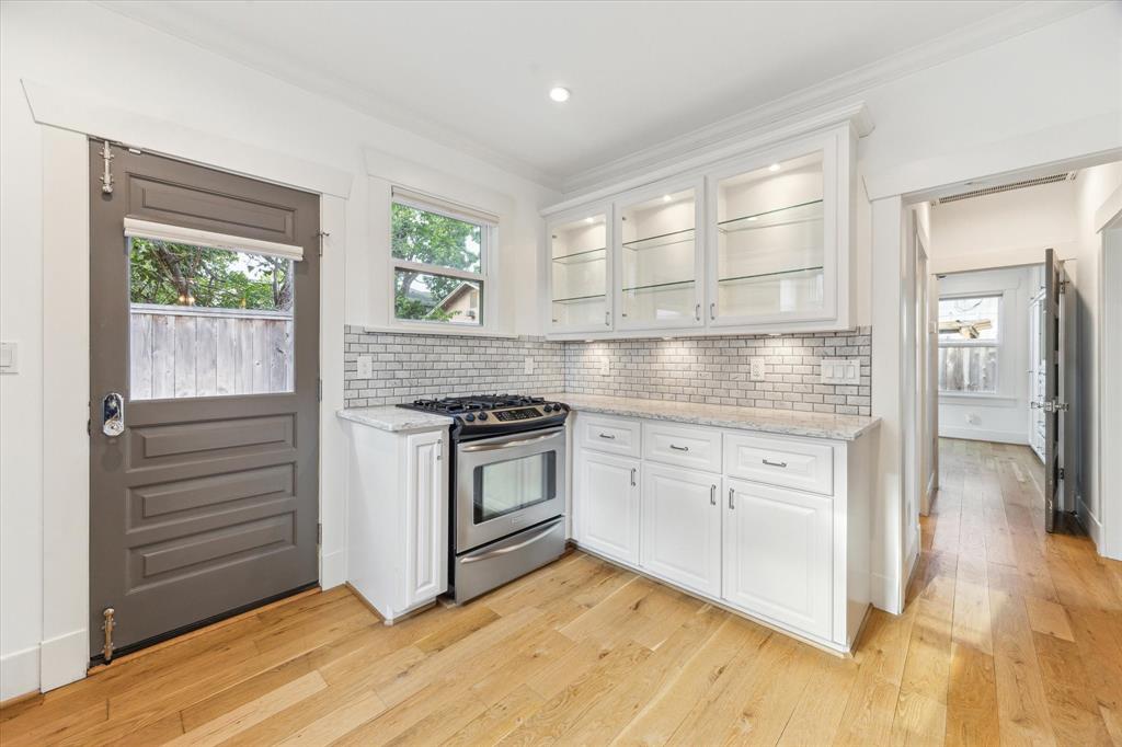 507 W 12th Street, Houston, Texas image 9