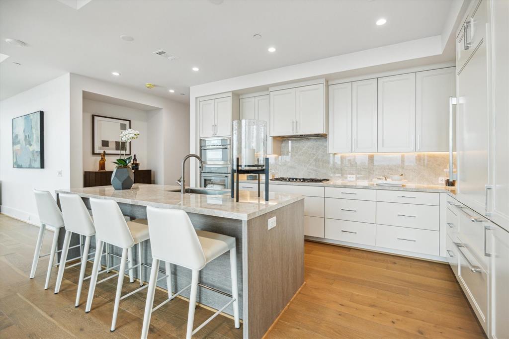 5656 San Felipe Street #606, Houston, Texas image 8