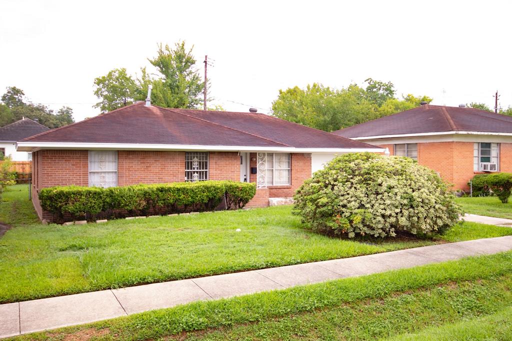 502 Barkley Street