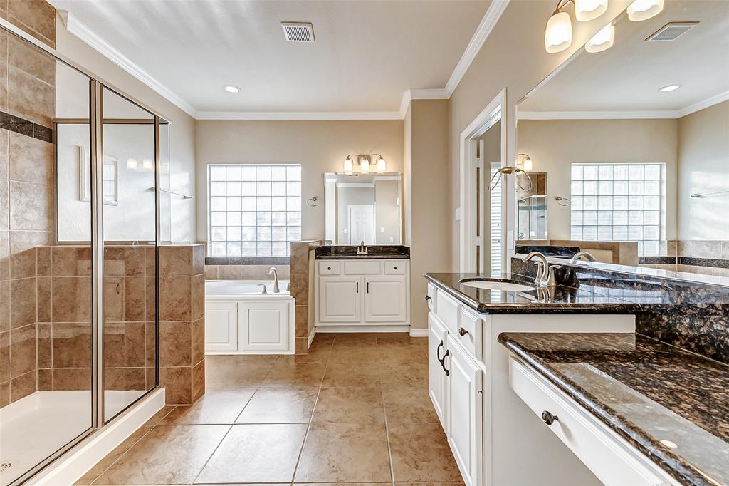 2902 Royal Oaks Grove, Houston, Texas image 25