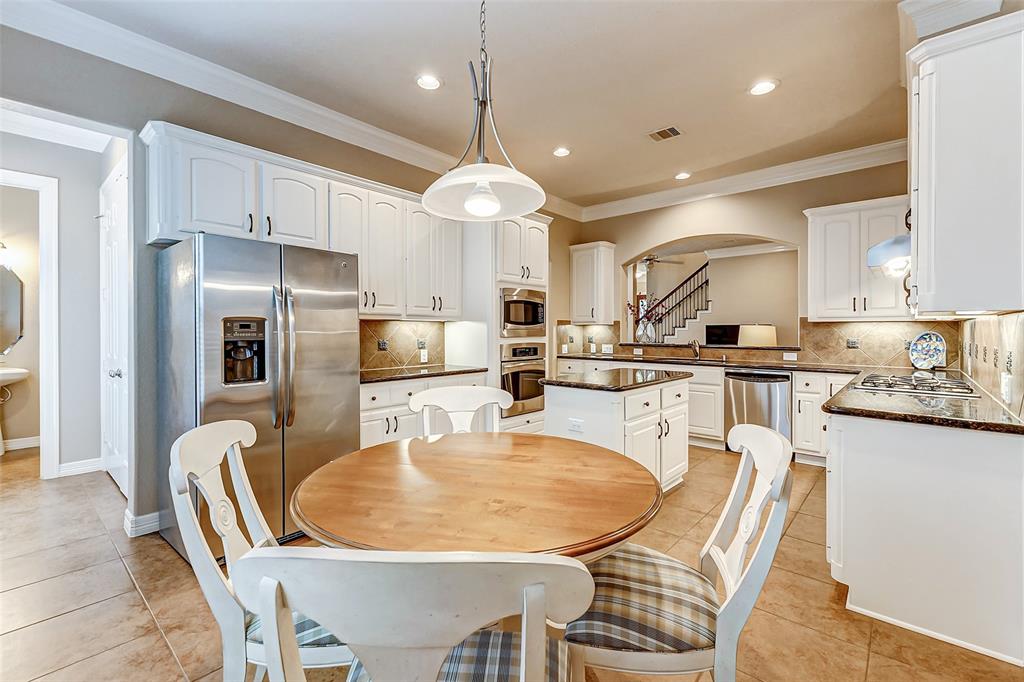 2902 Royal Oaks Grove, Houston, Texas image 15
