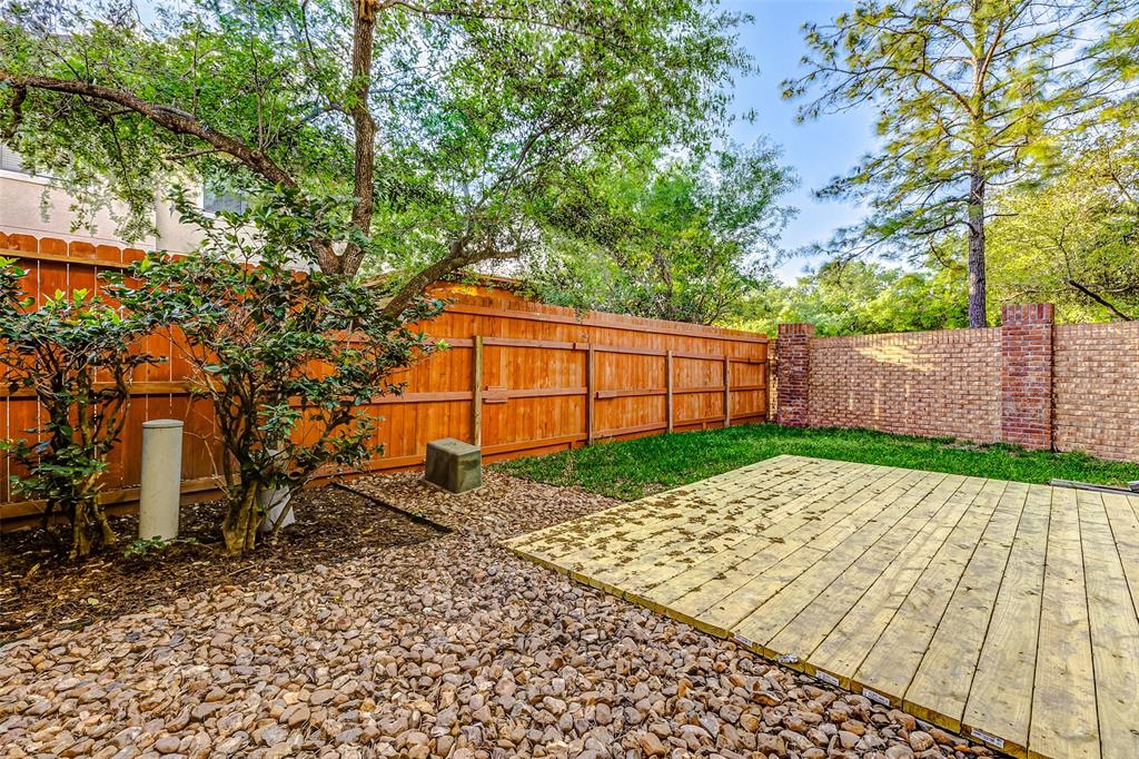 2902 Royal Oaks Grove, Houston, Texas image 38