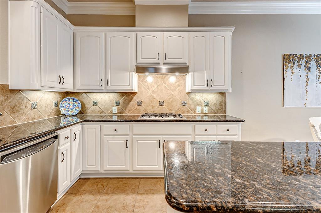 2902 Royal Oaks Grove, Houston, Texas image 11