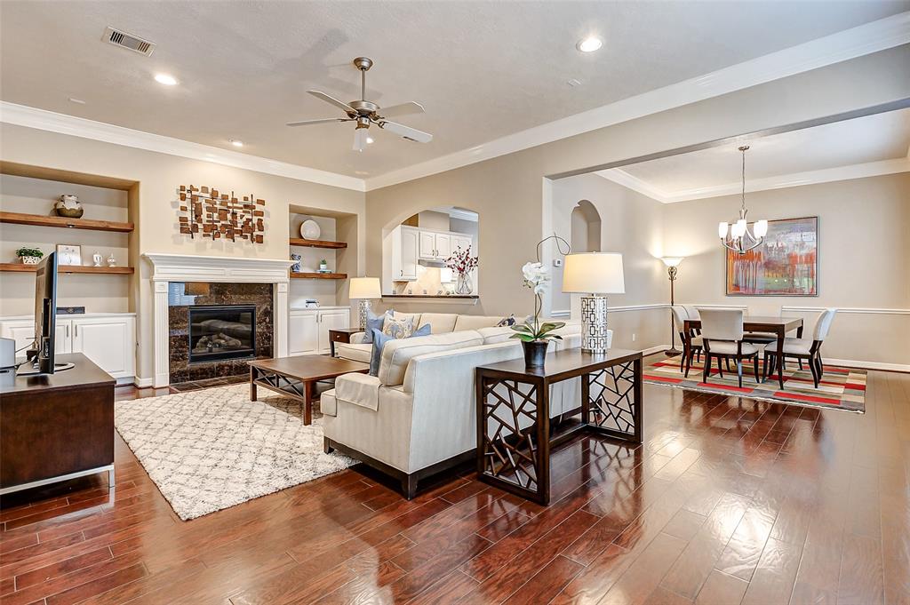 2902 Royal Oaks Grove, Houston, Texas image 5