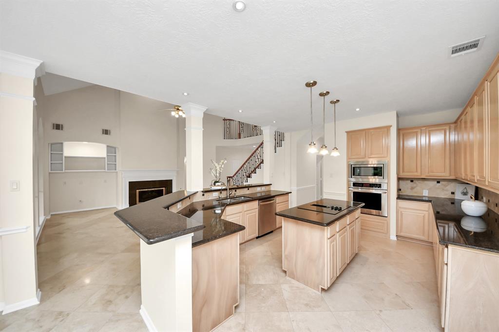 6511 Ashfield Place Court, Sugar Land, Texas image 14