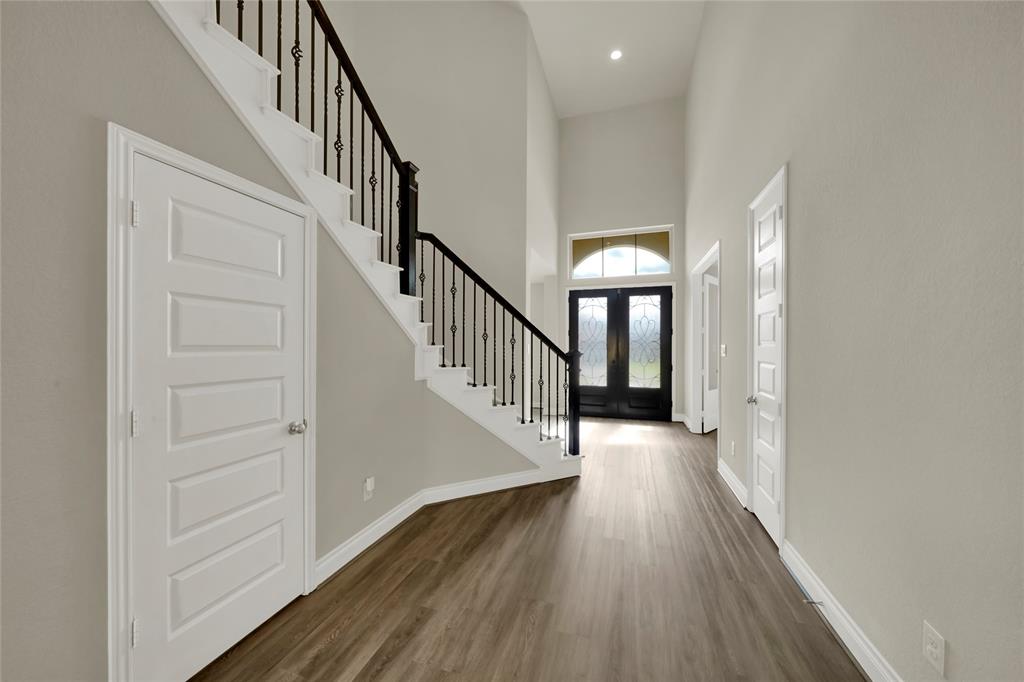 816 Galloway Mist Lane, Friendswood, Texas image 3