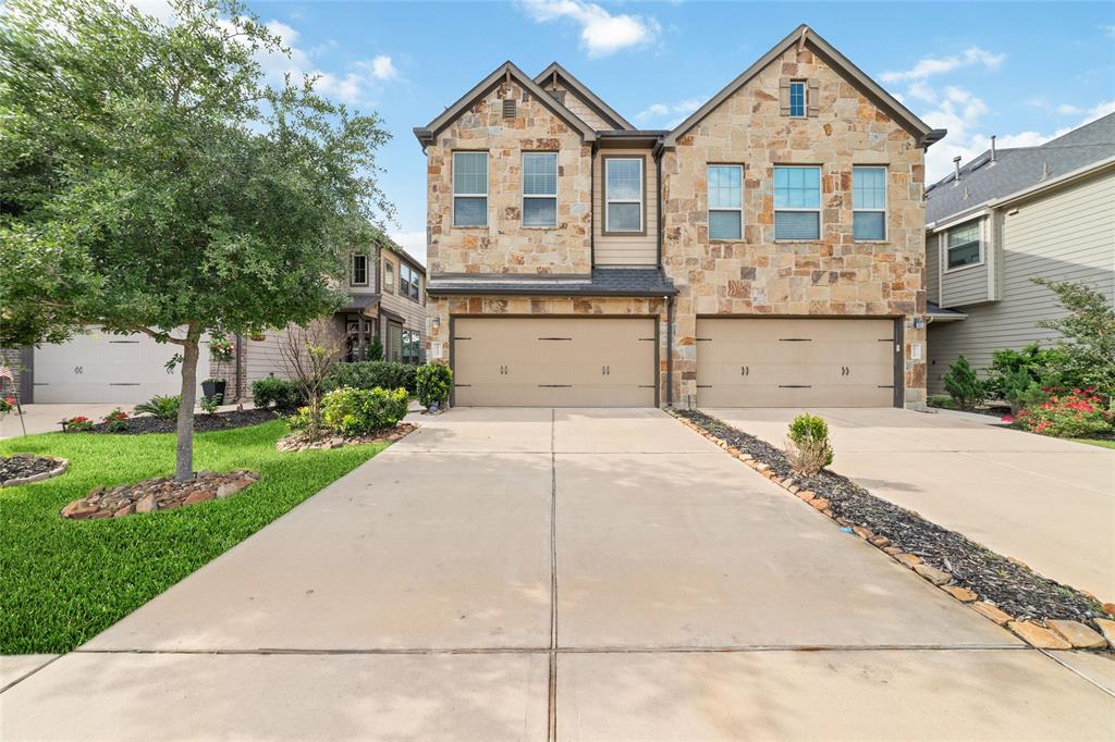 29122 Artic Brook Lane, Fulshear, Texas image 1