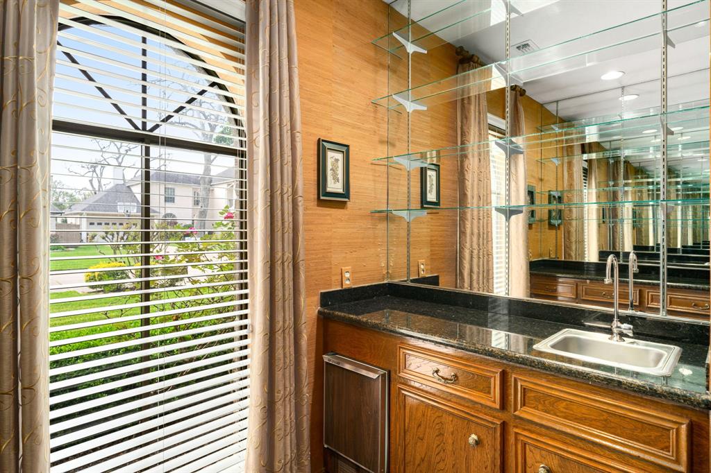 102 Blancroft Court, Sugar Land, Texas image 19