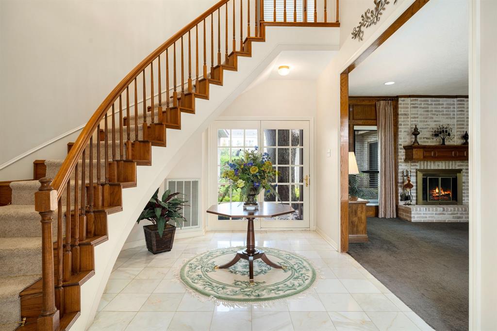102 Blancroft Court, Sugar Land, Texas image 7