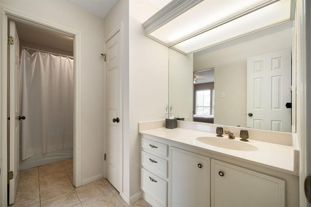102 Blancroft Court, Sugar Land, Texas image 32
