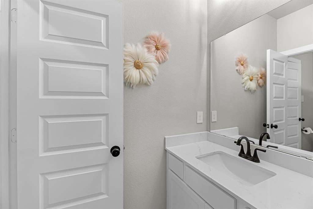 27111 Velencia Mist Court, Magnolia, Texas image 34