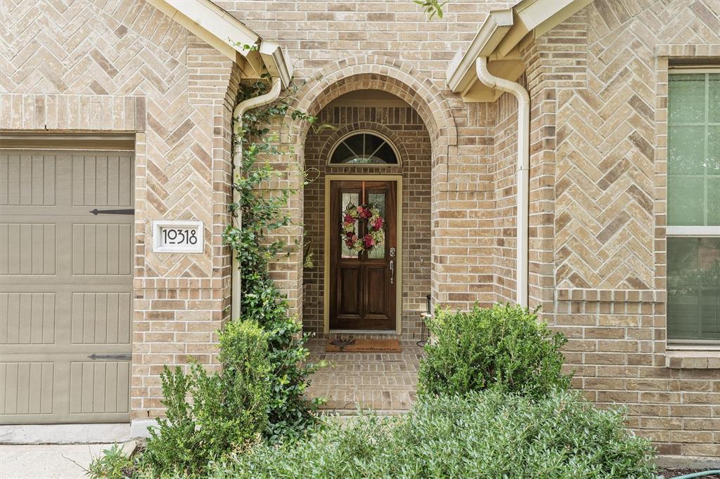 10318 Rouken Glen Court