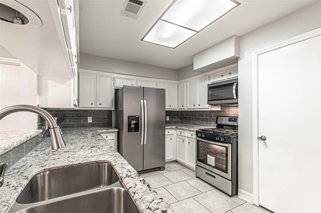 8603 Parkhill Forest Drive, Houston, Texas image 18