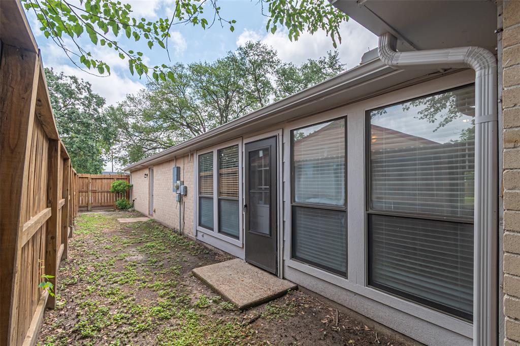 8603 Parkhill Forest Drive, Houston, Texas image 43