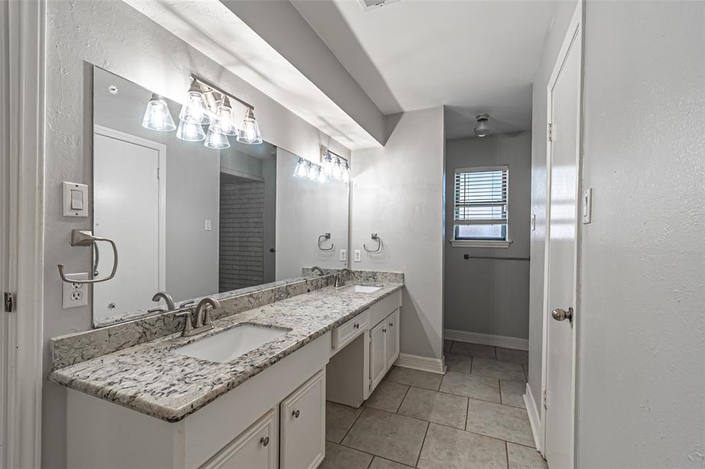 8603 Parkhill Forest Drive, Houston, Texas image 35