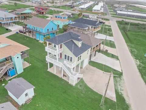 A home in Crystal Beach