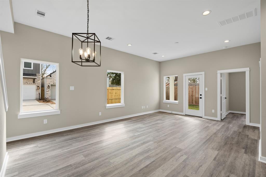 11303 Stonework Grove Lane, Houston, Texas image 8