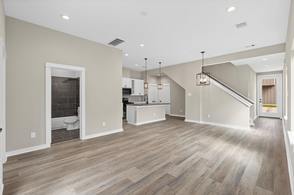 11303 Stonework Grove Lane, Houston, Texas image 10