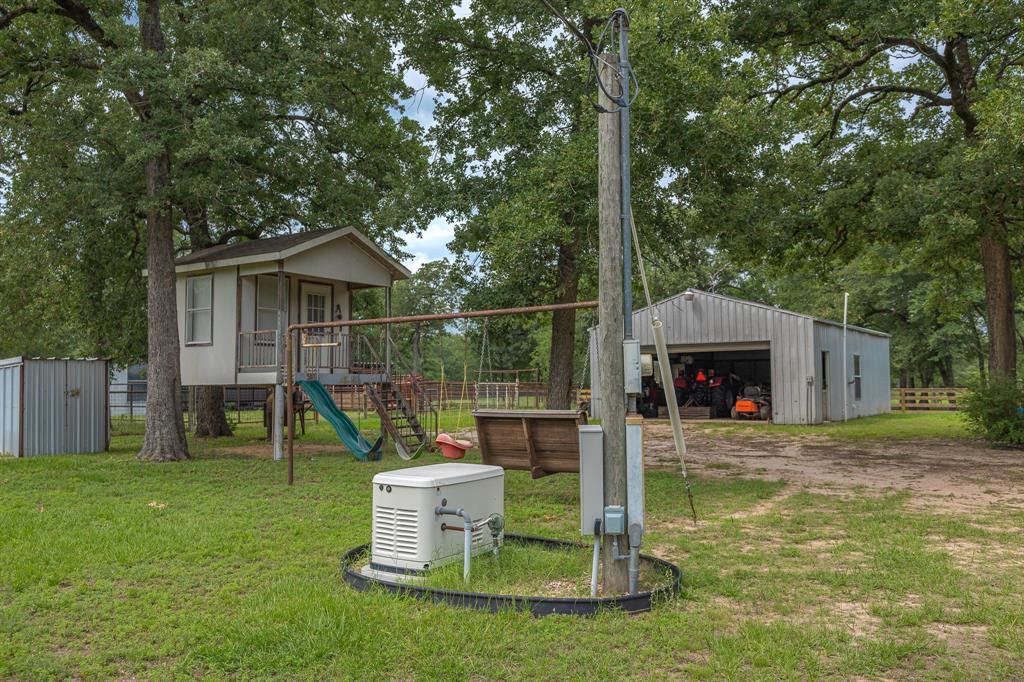 4988 Paso Fino Lane, Madisonville, Texas image 28