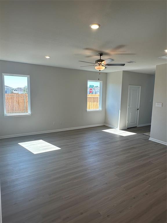 16457 Blossom Grove Drive, Conroe, Texas image 3