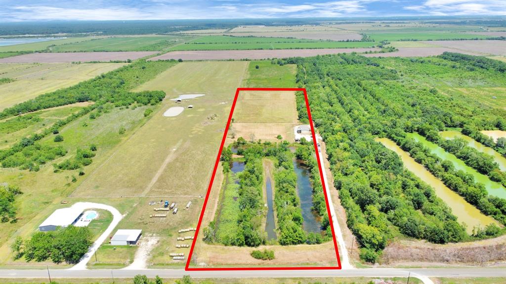 4731 Belton Lane Extension, Anahuac, Texas image 1