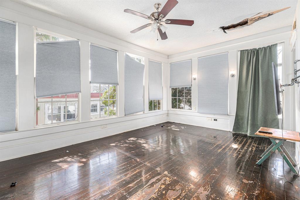 3111 Avenue R, Galveston, Texas image 17