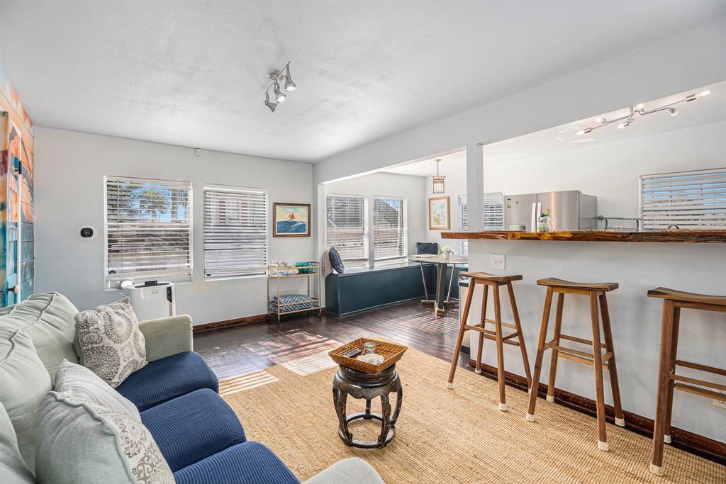 3111 Avenue R, Galveston, Texas image 31