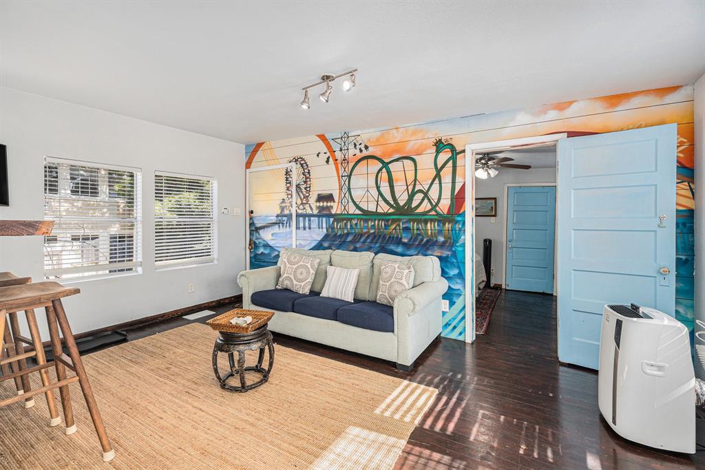 3111 Avenue R, Galveston, Texas image 29