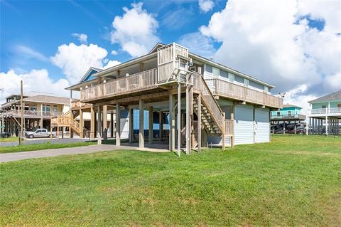 A home in Crystal Beach