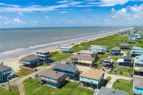 A home in Crystal Beach