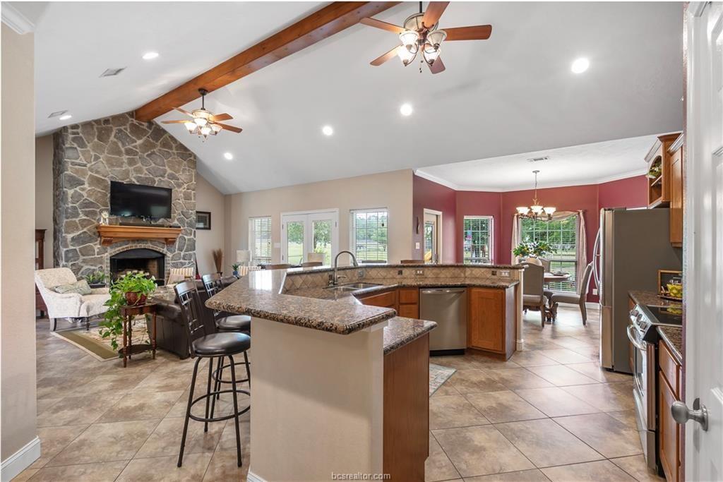 6443 Hardy Weedon Road, College Station, Texas image 13