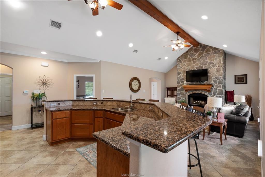 6443 Hardy Weedon Road, College Station, Texas image 12