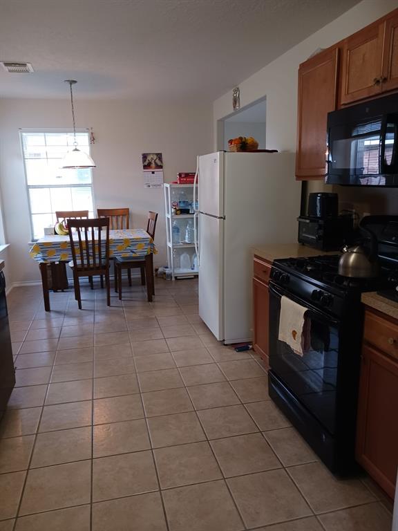 20026 Deerbrook Park Boulevard, Humble, Texas image 7