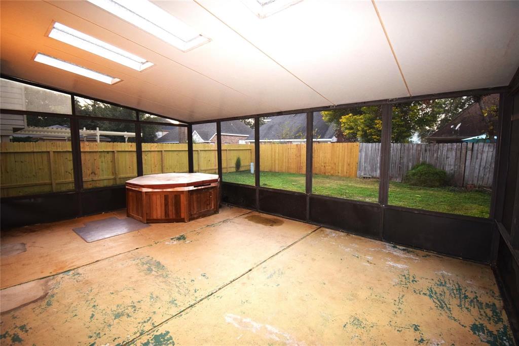 2926 Field Line Drive, Sugar Land, Texas image 37