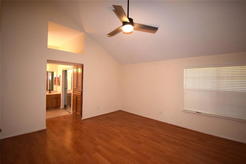 2926 Field Line Drive, Sugar Land, Texas image 18