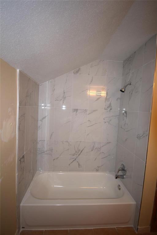 2926 Field Line Drive, Sugar Land, Texas image 34