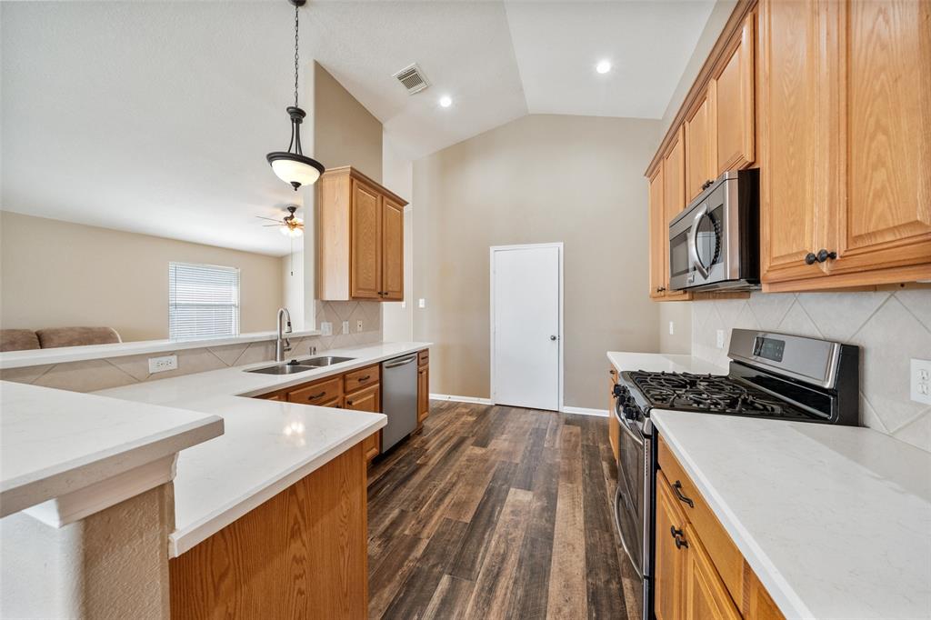 18007 Melissa Springs Drive, Tomball, Texas image 16