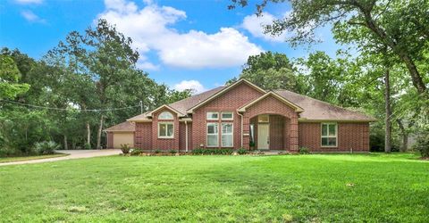 Single Family Residence in Dickinson TX 4507 Country Club Drive.jpg