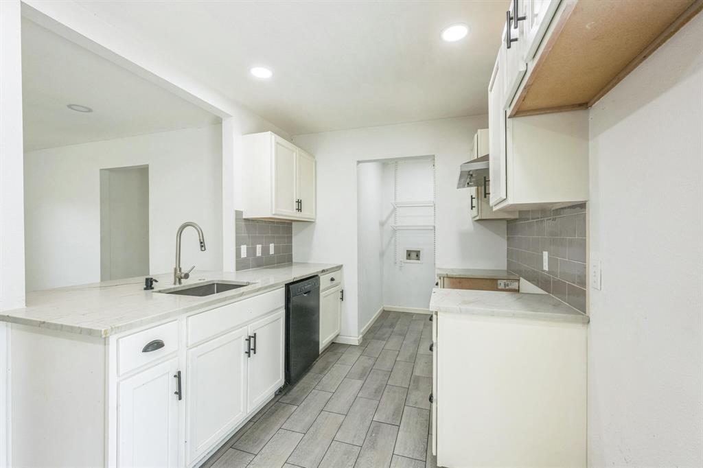 4707 Dove Springs Drive