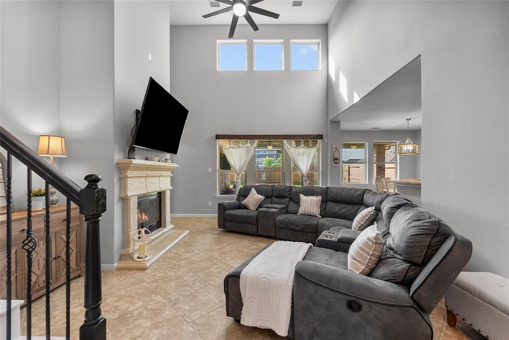 2424 Santiago Lane, League City, Texas image 7