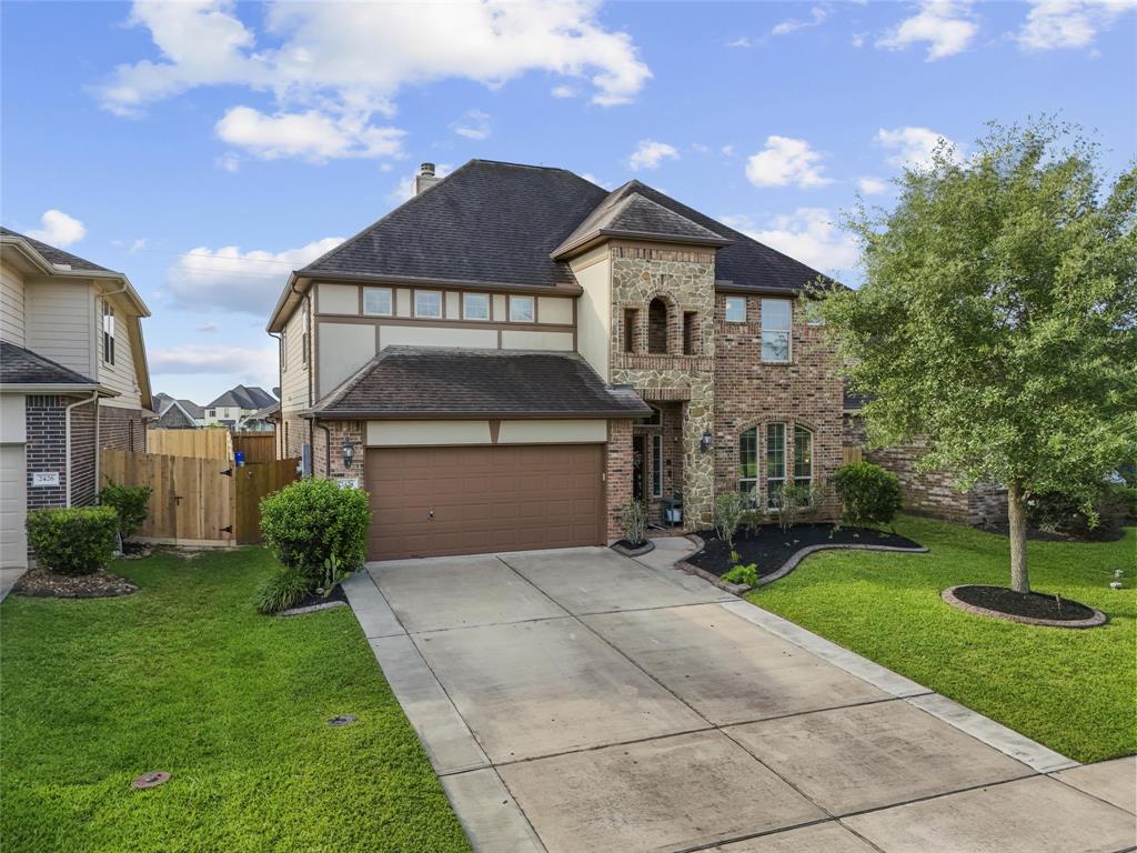 2424 Santiago Lane, League City, Texas image 2