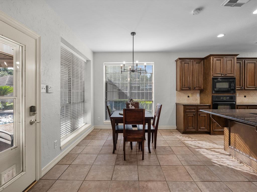 3823 Deer Grass Court, Houston, Texas image 17