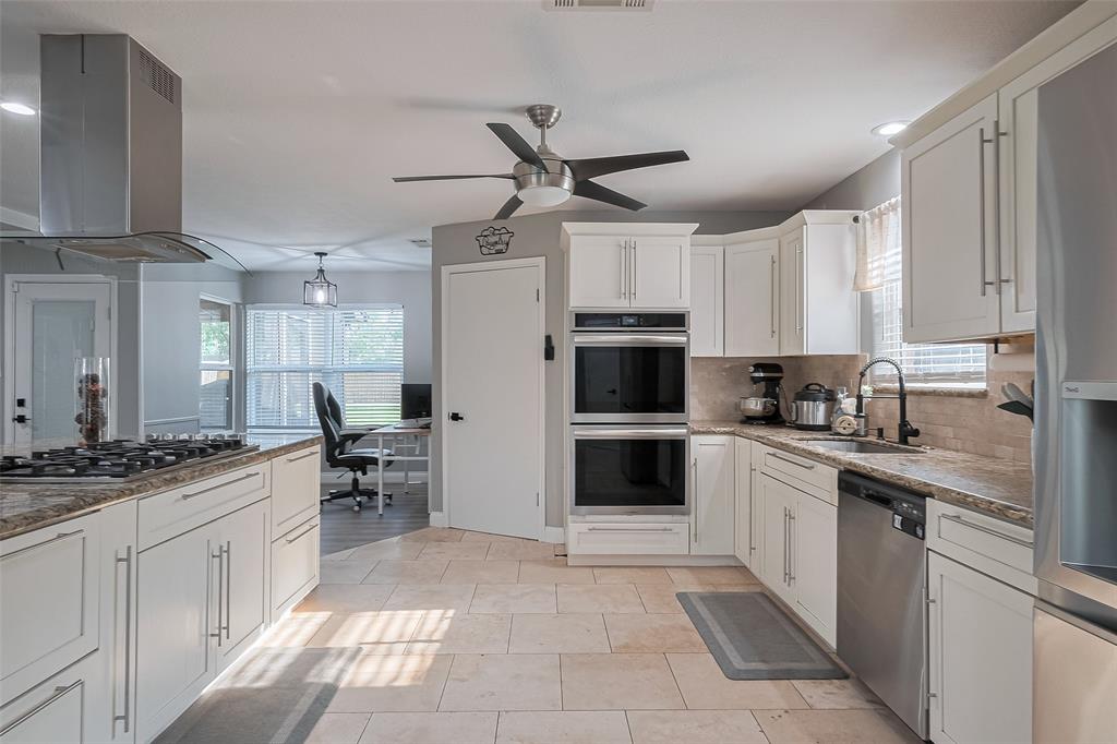 6015 Allentown Drive, Spring, Texas image 7