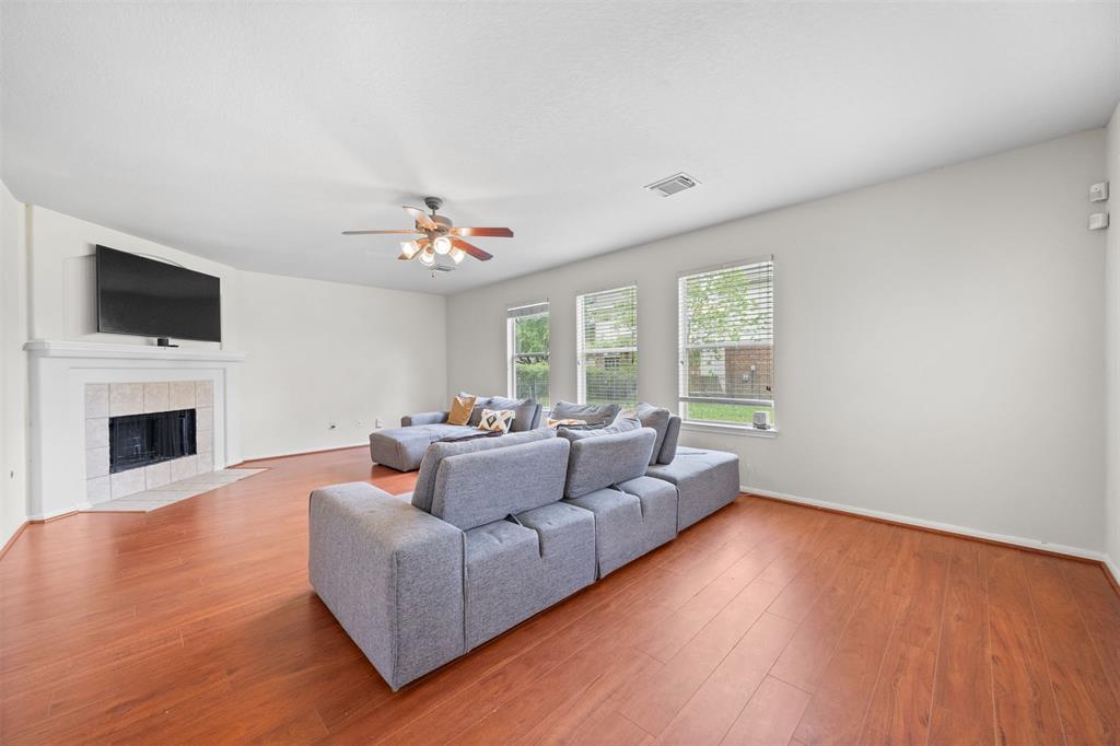 3318 Forest Willow Lane, Houston, Texas image 12
