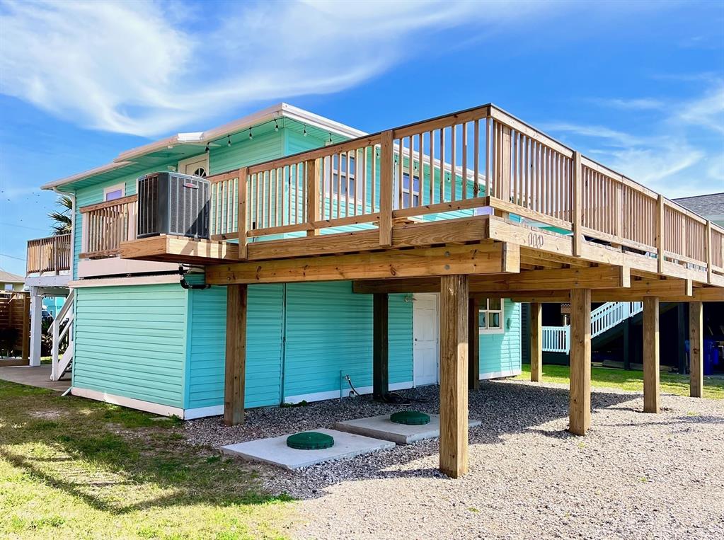 110 Ocean Avenue, Surfside Beach, Texas image 3