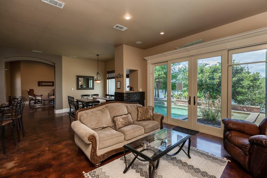 216 Berwick Drive, Bridge City, Texas image 10